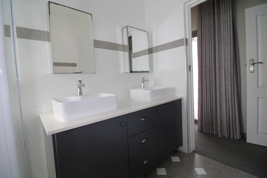 3 Bedroom Property for Sale in Blue Mountain Village Western Cape